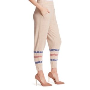 Jessica Simpson joggers